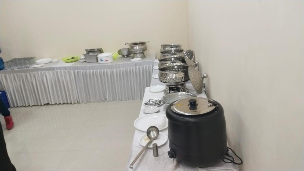 Shourya Hotel And Banquet Noida Dış mekan fotoğraf