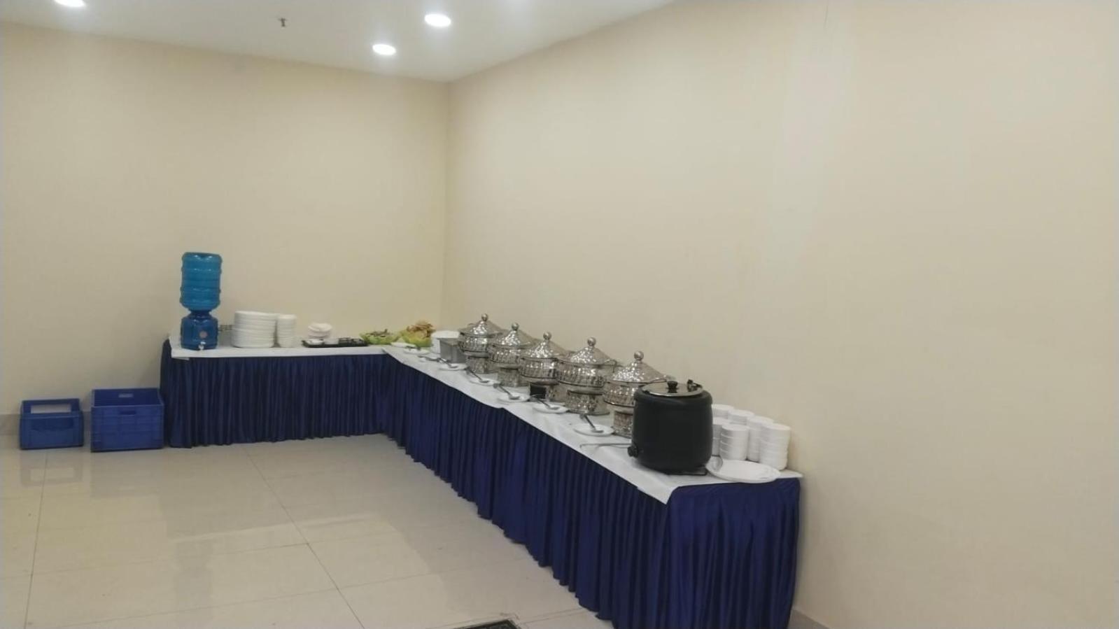 Shourya Hotel And Banquet Noida Dış mekan fotoğraf