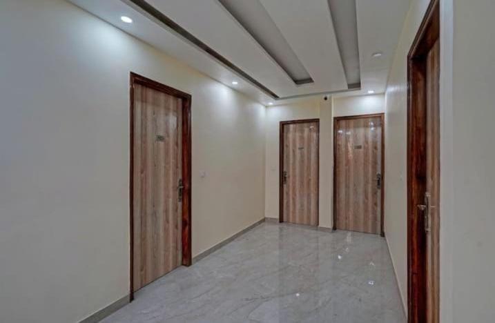 Shourya Hotel And Banquet Noida Dış mekan fotoğraf